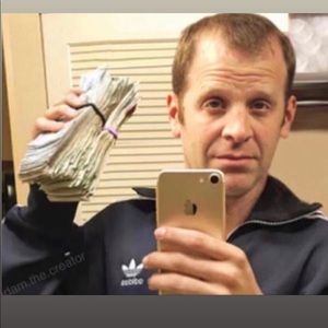 Meet your Posher, Chris